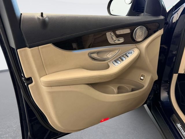 Used 2017 Blue Mercedes-Benz GLC 300 image 15