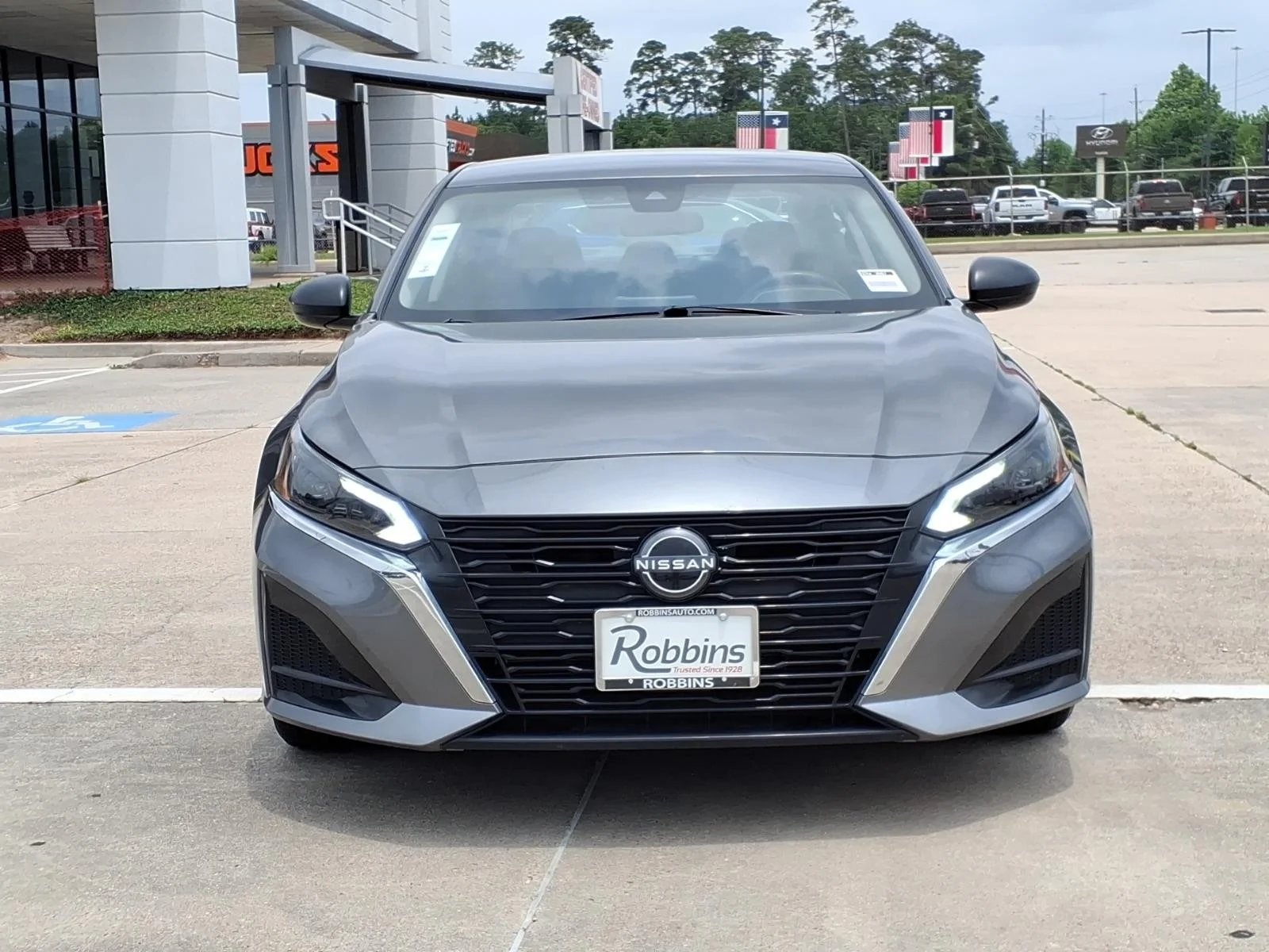 2024 Nissan Altima 2.5 SV Gray at Robbins Nissan