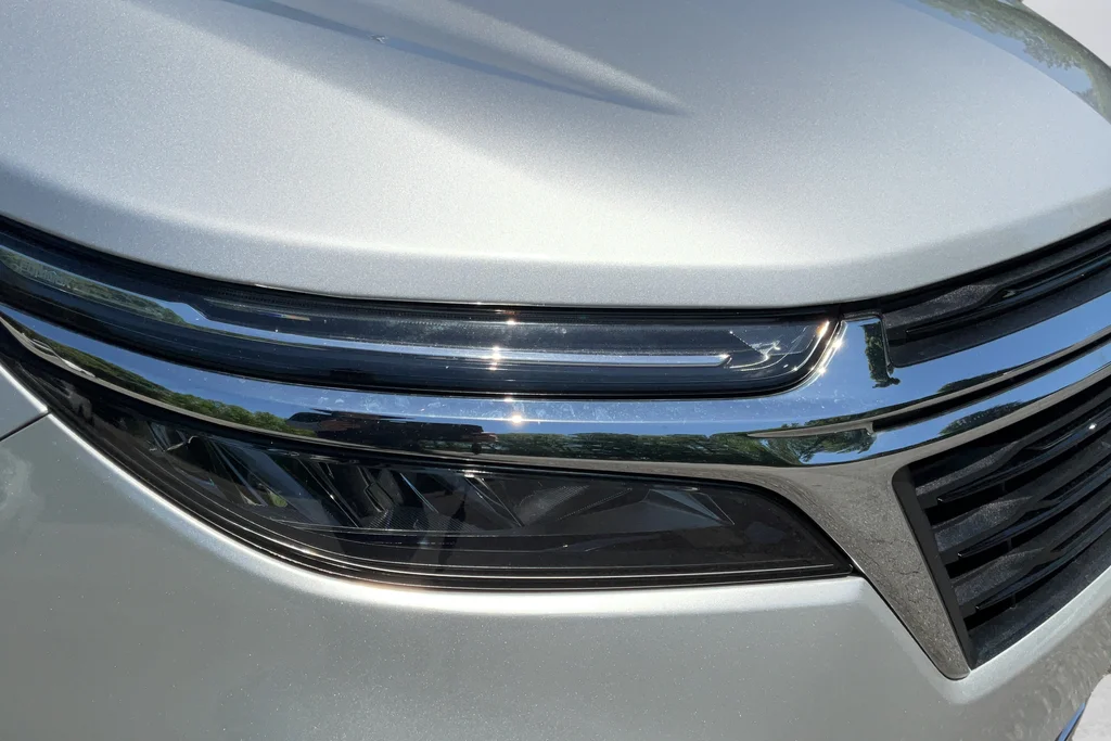 Used 2022 Silver Chevrolet LT image 29