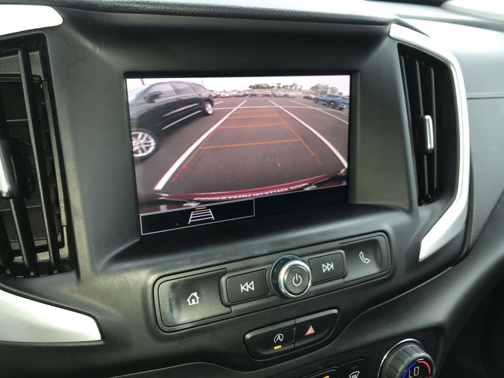 Used 2023 Red GMC SLE image 17