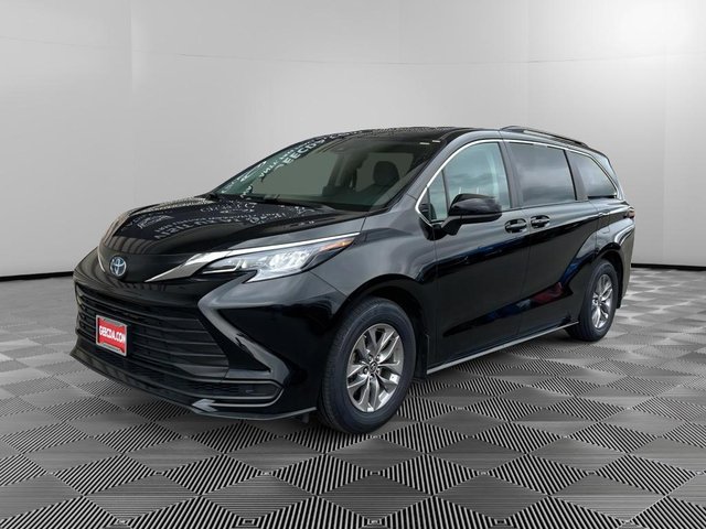 2024 Toyota Sienna LE