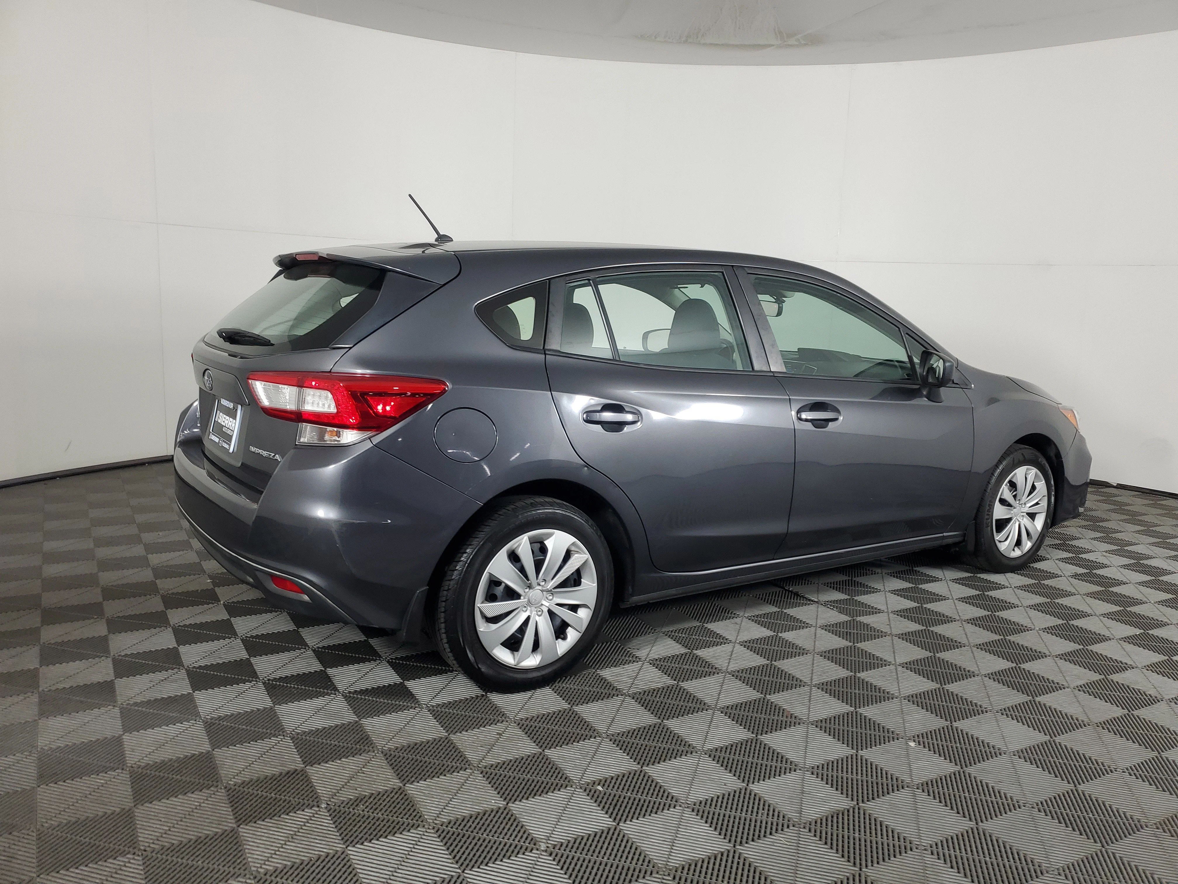 Used 2019 Magnetite Gray Metallic Subaru 2.0i image 4