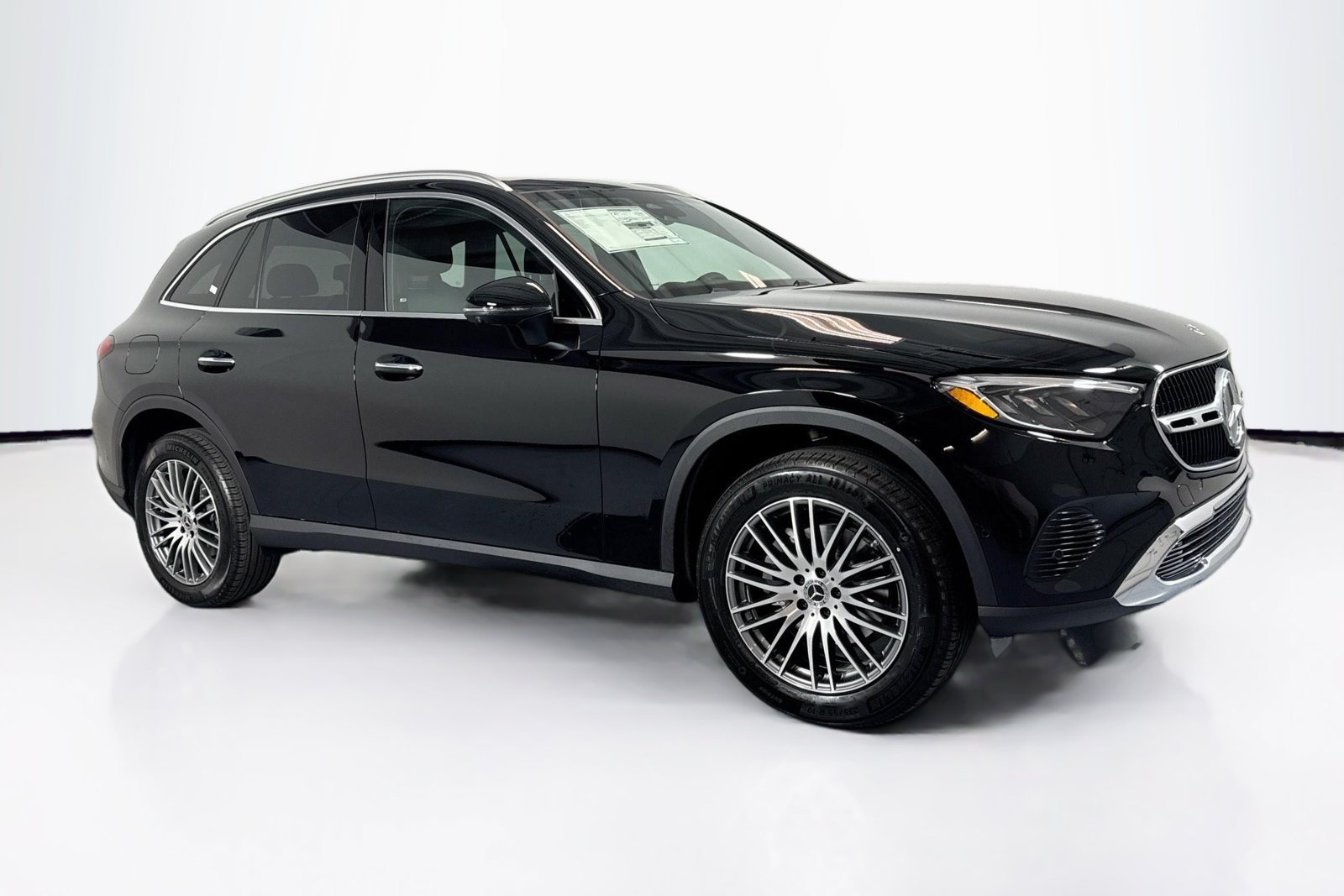 New 2026 Black Mercedes-Benz GLC 300 image 3