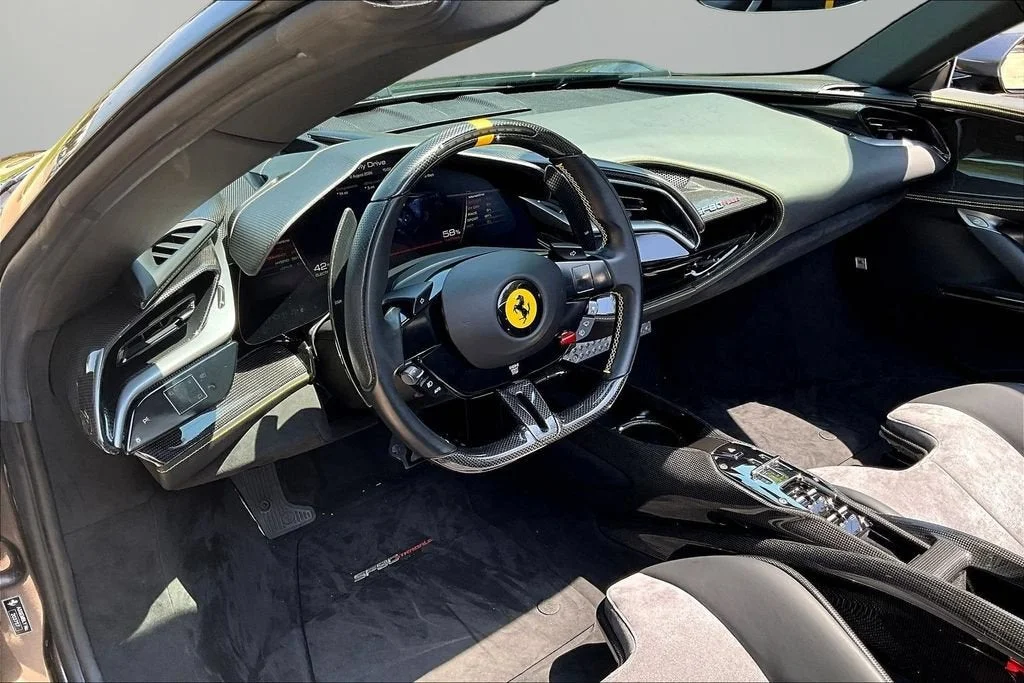 Used 2022 Extra Sample Ferrari  image 15