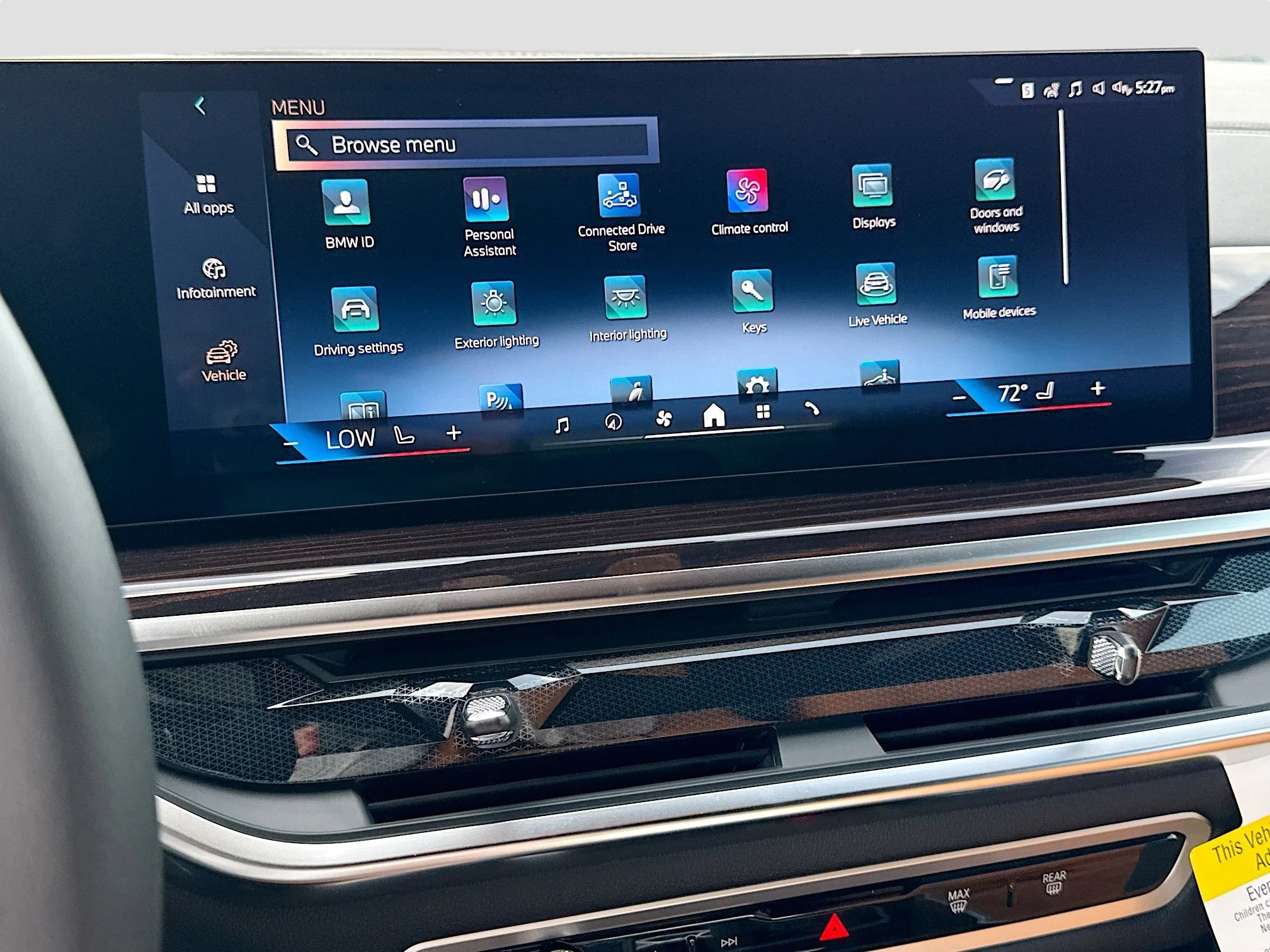 New 2026 Alpine White BMW sDrive40i image 29
