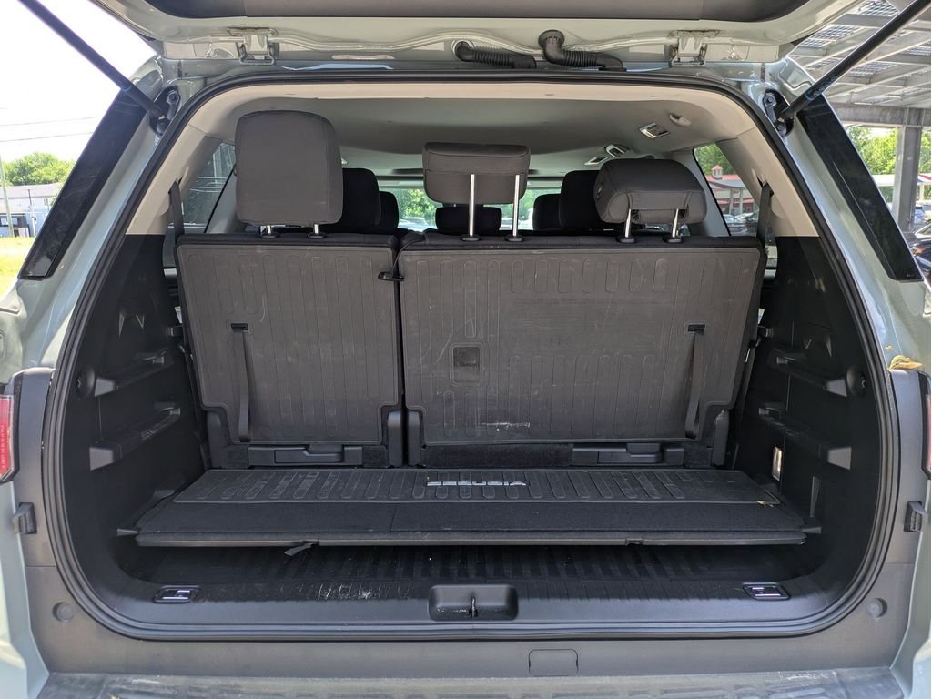 2023 Toyota Sequoia SR5 - Photo 18