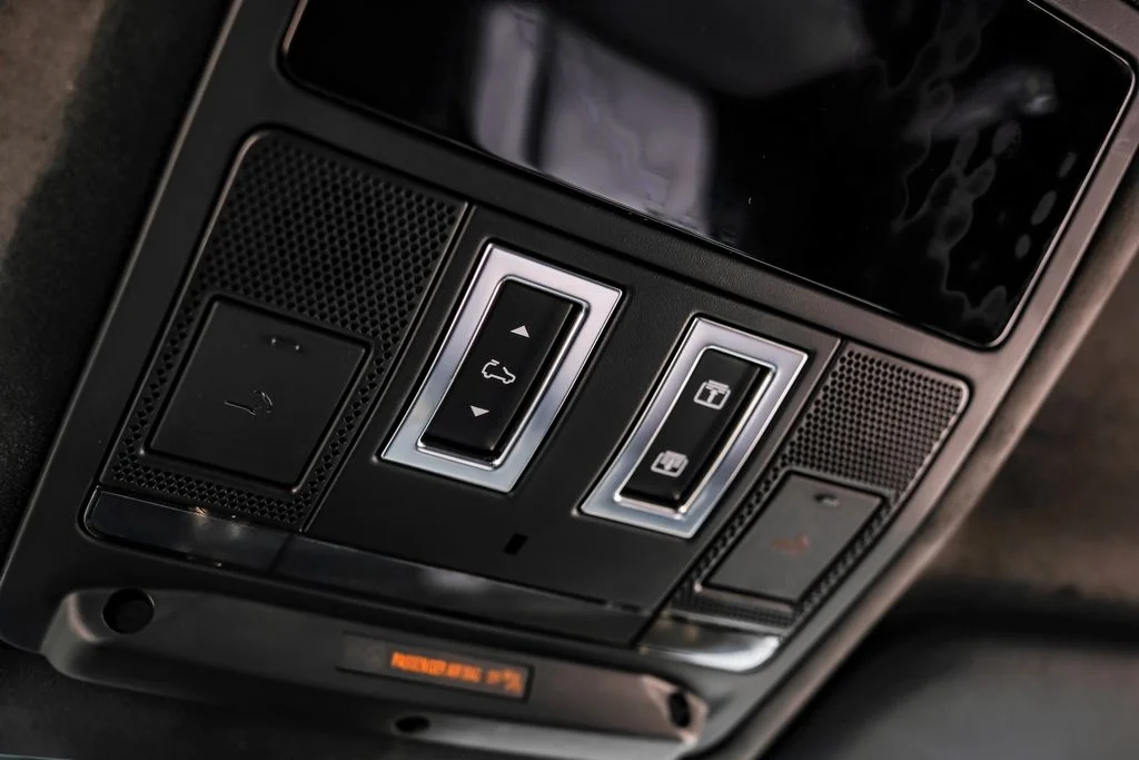 2025 Land Rover Defender V8 - Photo 39