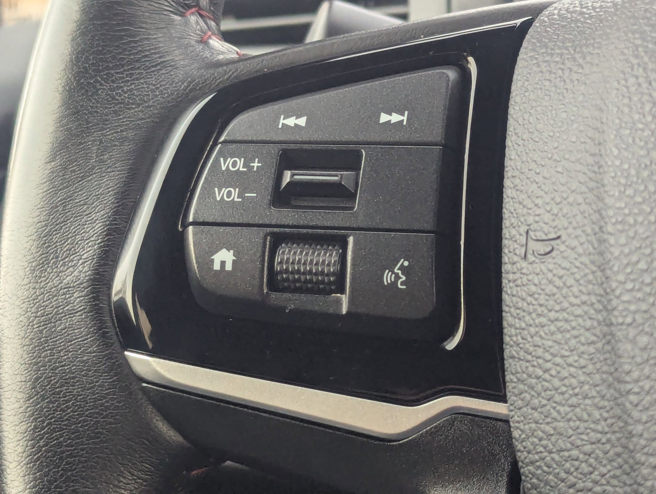 Certified Used 2025 Crystal Black Pearl Honda Sport-L image 43
