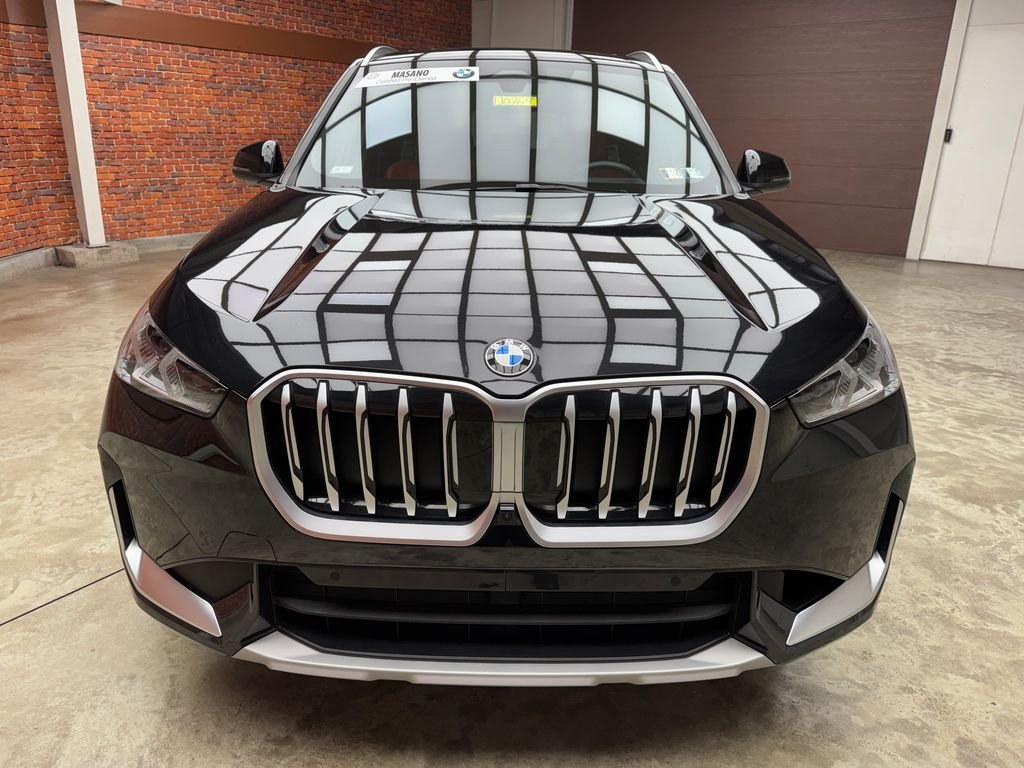 2025 BMW X1 28i - Photo 9