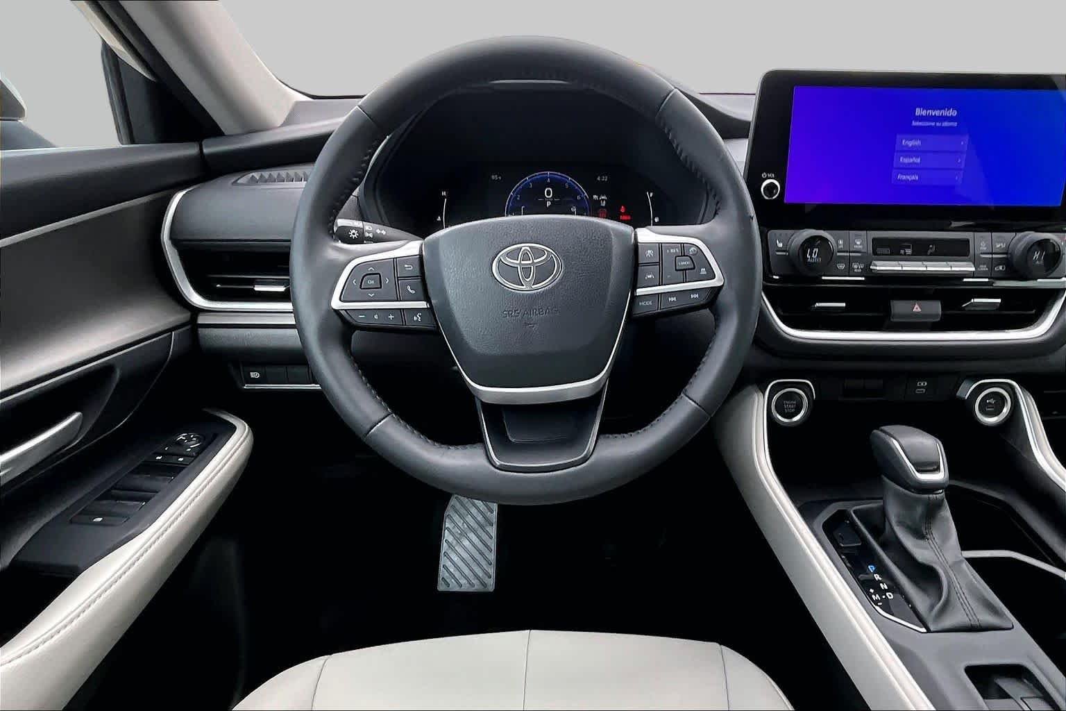 Used 2024 Coastal Cream Toyota XLE image 6