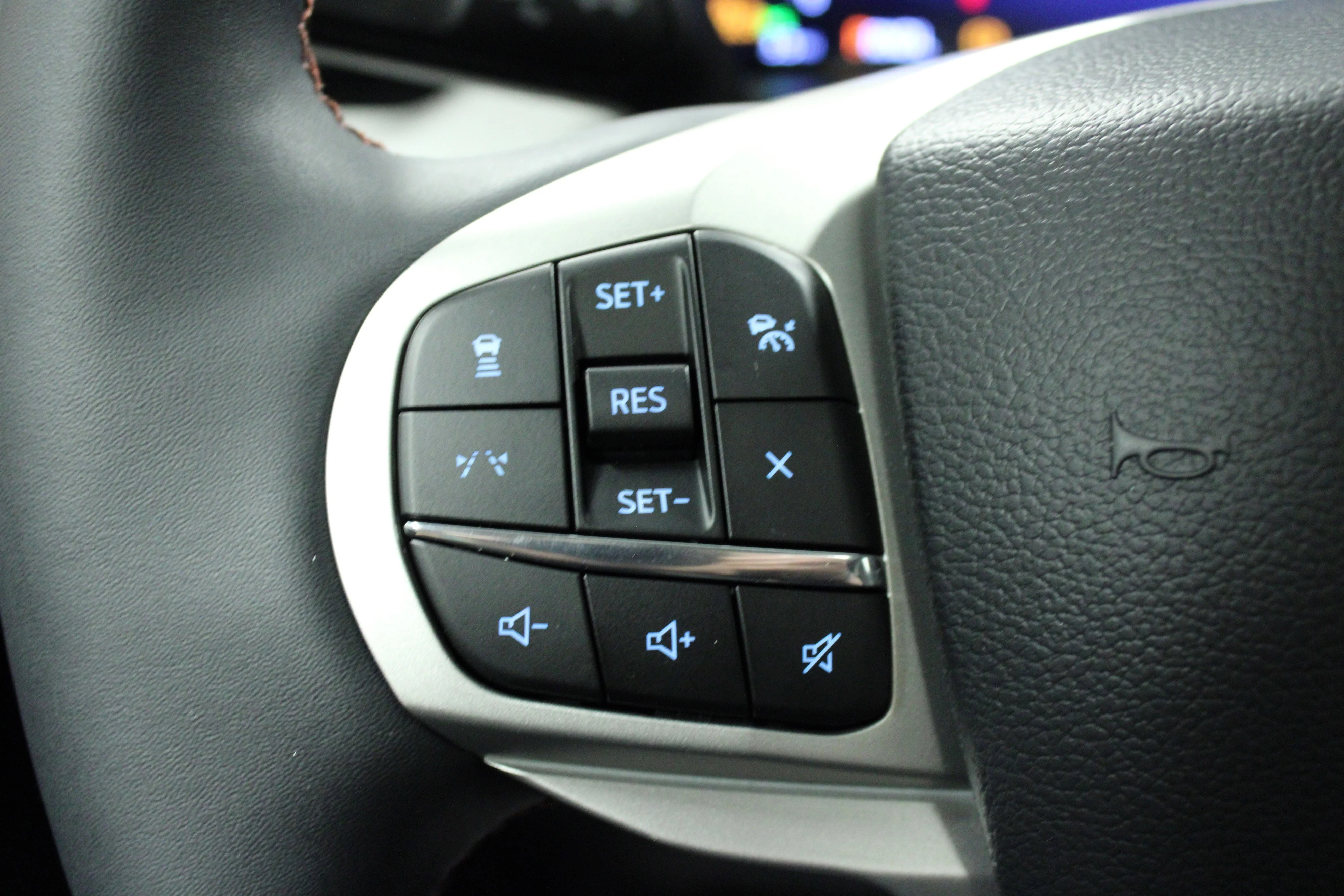 New 2026 Carbonized Gray Metallic Ford Active image 21