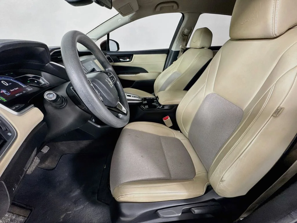 Certified Used 2018 Red Honda Base image 27