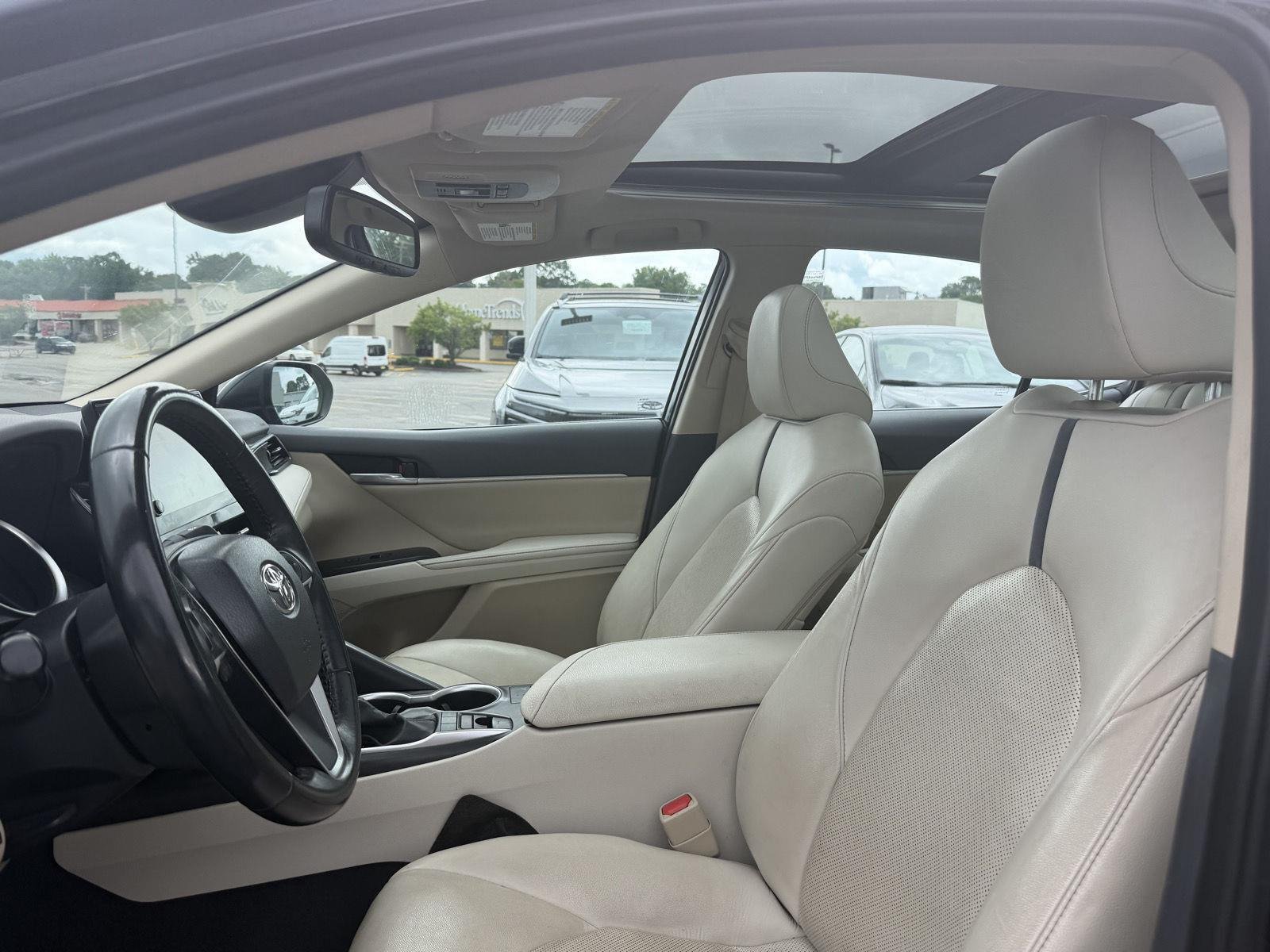 Used 2023 Midnight Black Metallic Toyota XLE image 9