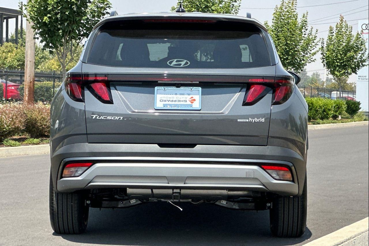 New 2026 Gray Hyundai SEL AWD image 4