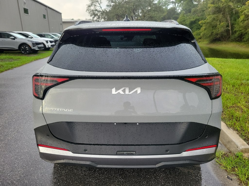 New 2027 Wolf Gray Kia EX image 4