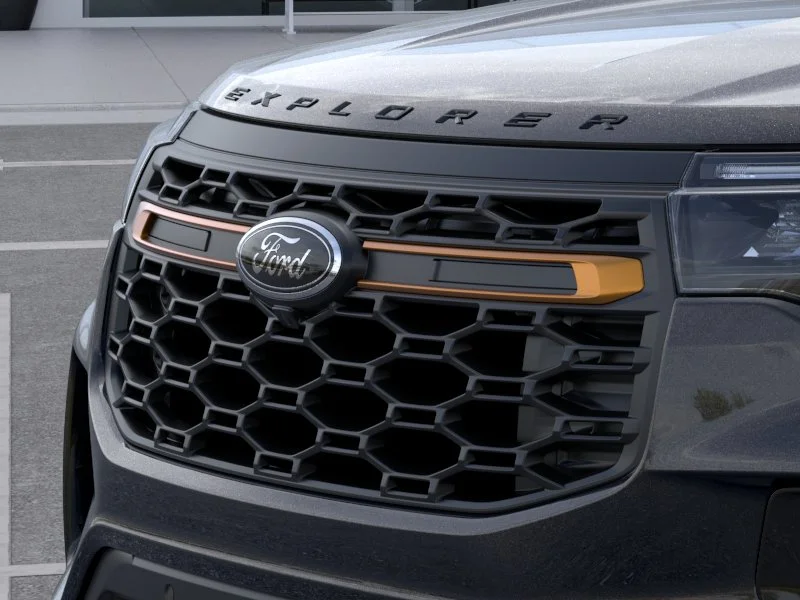 New 2026 Agate Black Metallic Ford Tremor® image 38