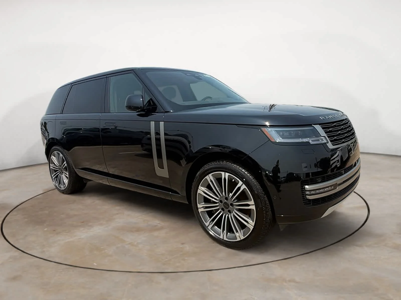 New 2026 Santorini Black Land Rover SE image 7