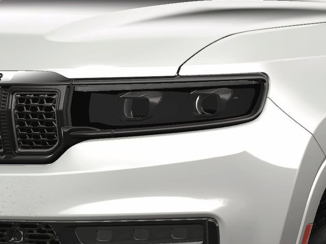 2025 Jeep Grand Wagoneer Series III - Photo 13