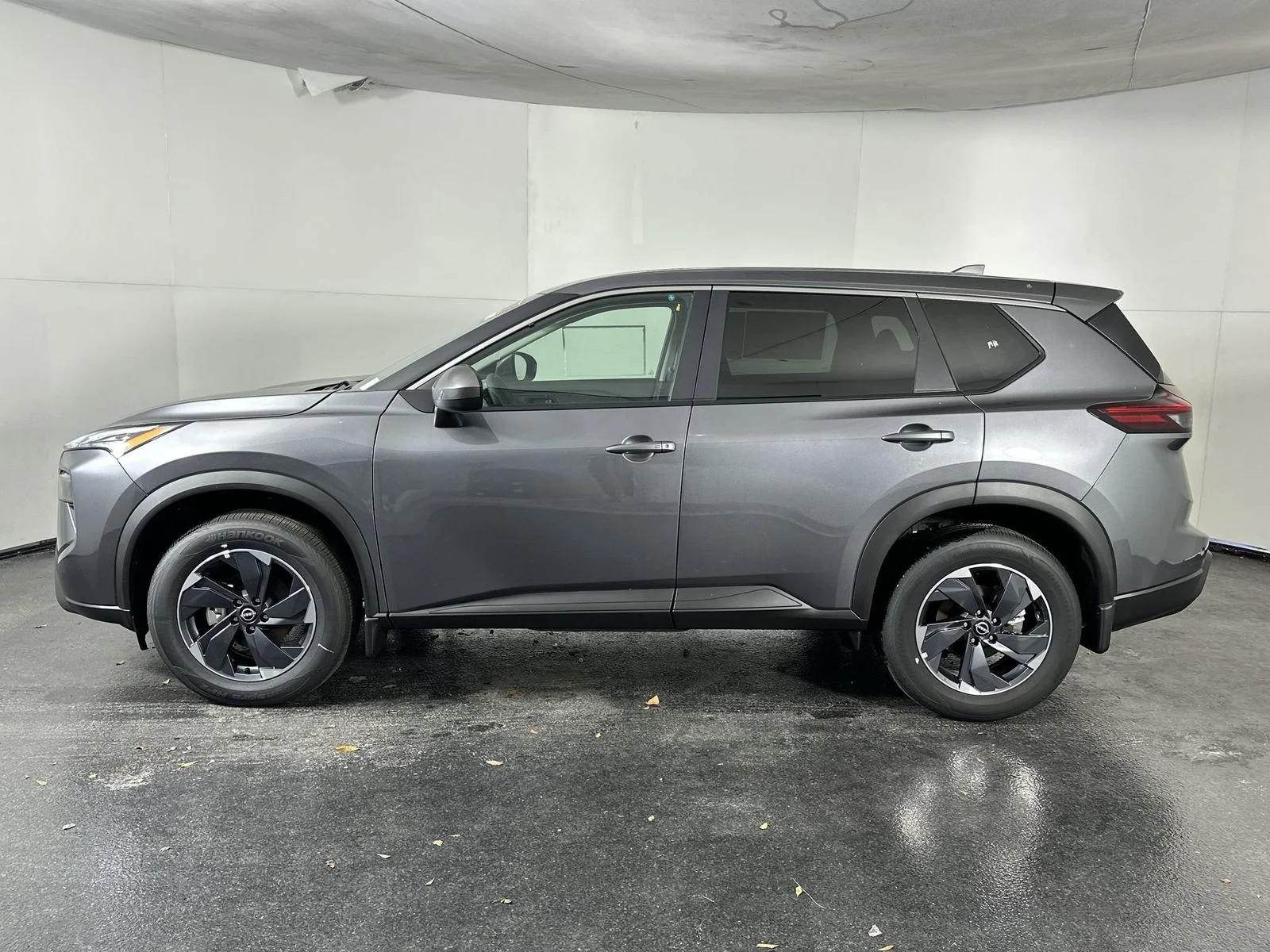2026 Nissan Rogue SV - Photo 10