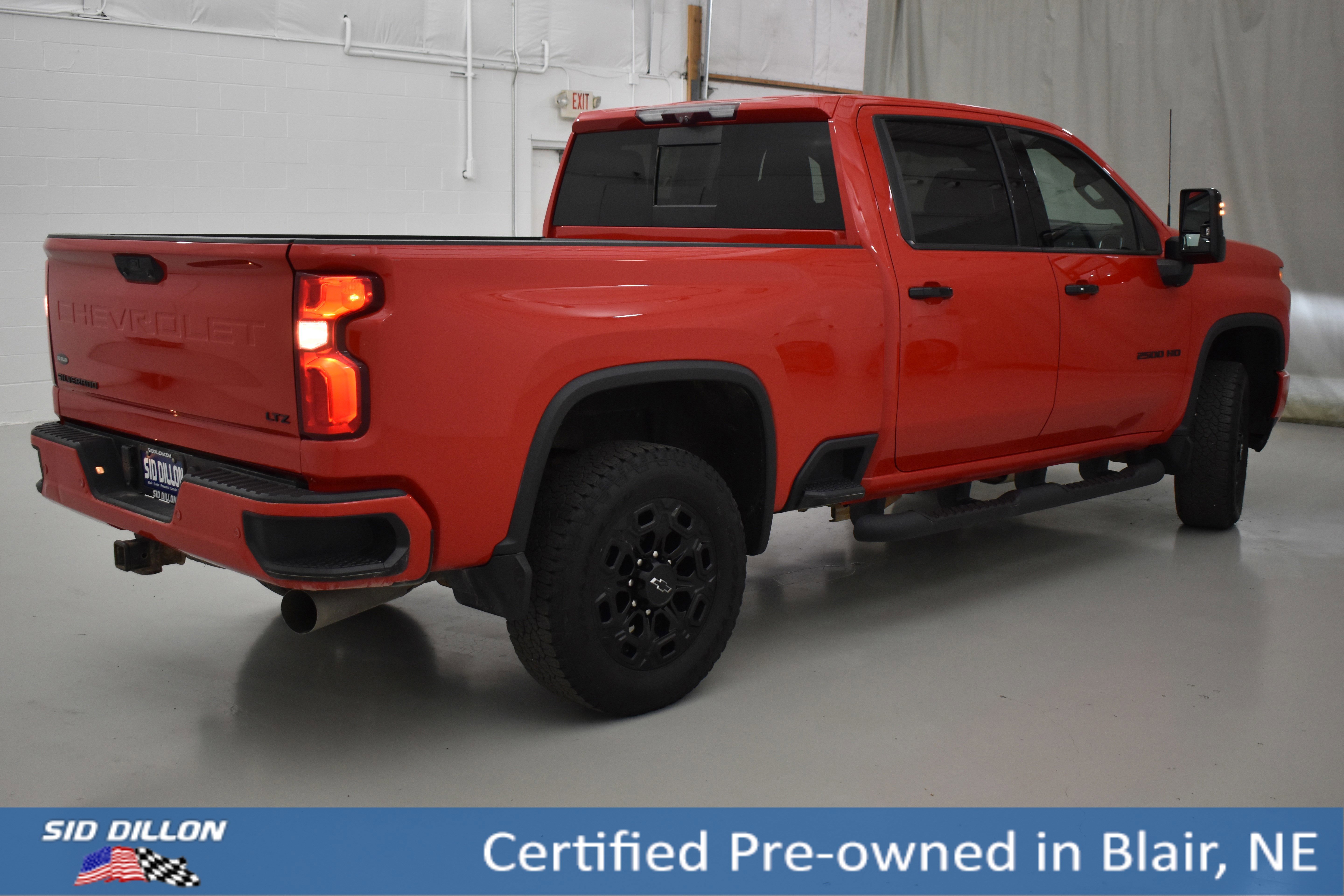 Used 2021 Red Hot Chevrolet LTZ image 15