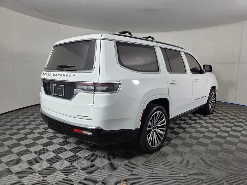 Used 2023 Bright White Clearcoat Jeep Series III image 5