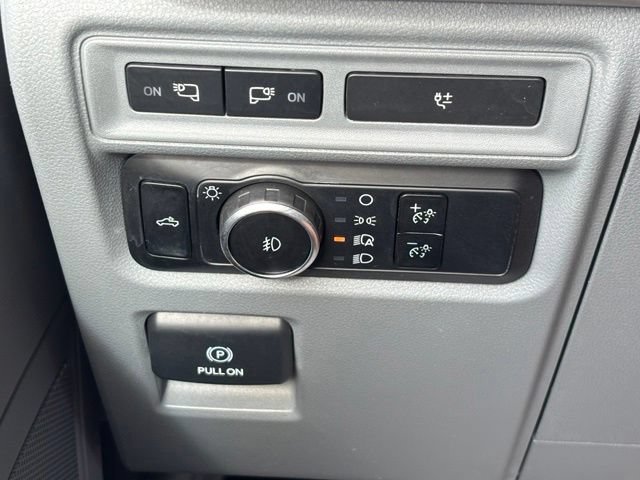 Used 2023 White Ford XLT image 31