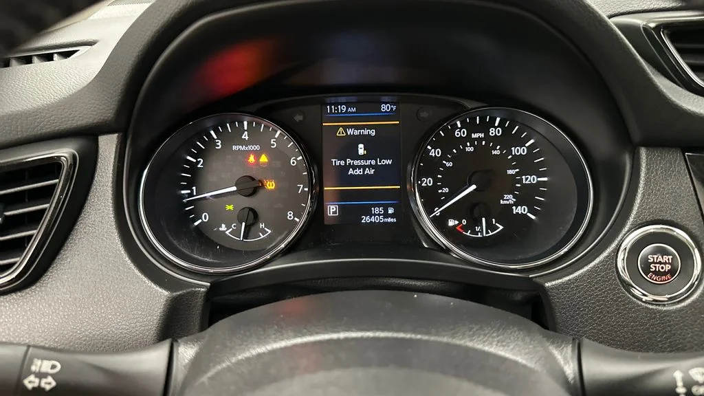Used 2020 White Nissan SV image 17