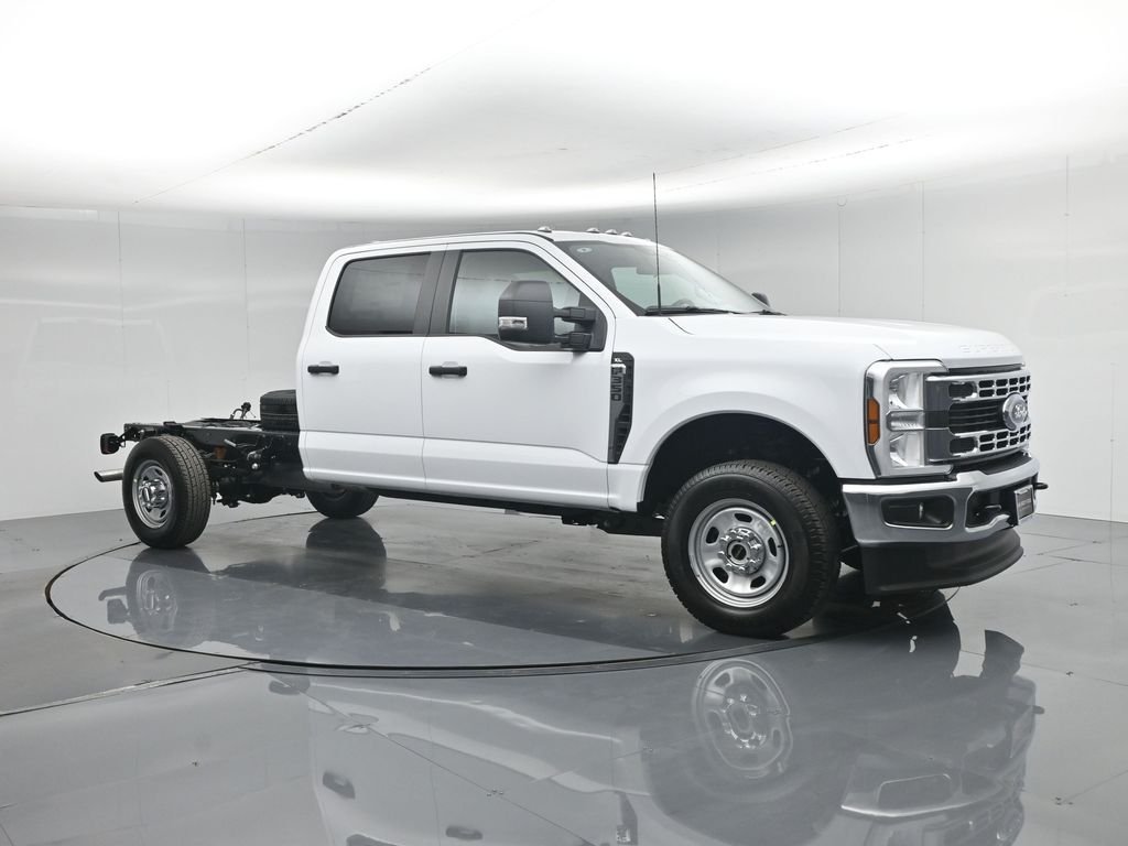 New 2026 Oxford White Ford XL image 21