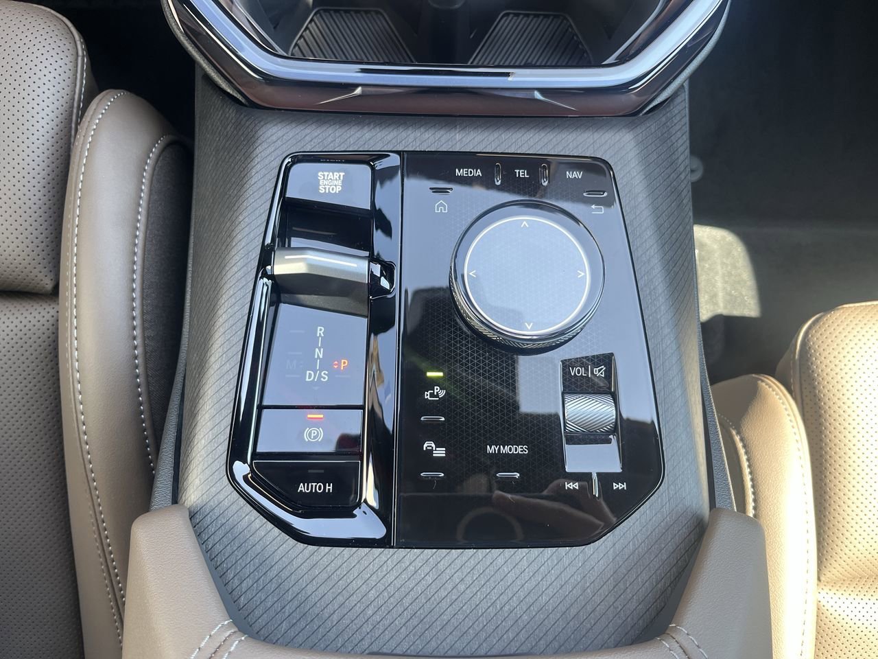 2026 BMW X3 30 - Photo 27
