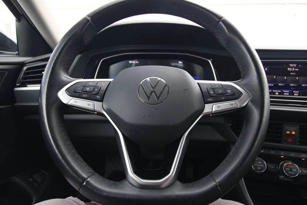 Used 2024  Volkswagen 1.5T SE image 19