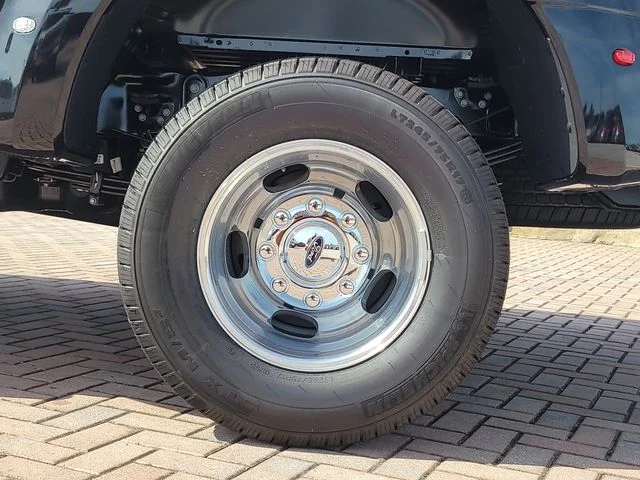 New 2026 Black Metallic Ford Lariat image 8