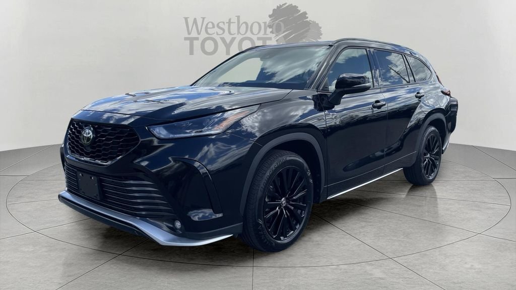 Used 2025 Black Toyota XSE image 3