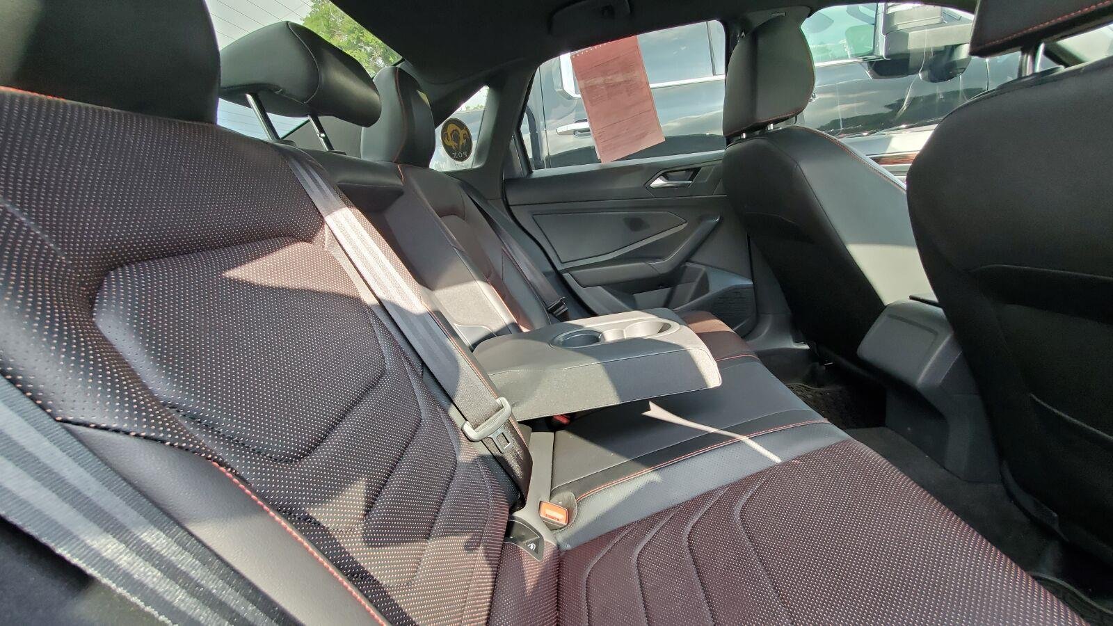 Used 2024 Pure Gray Volkswagen Autobahn image 6