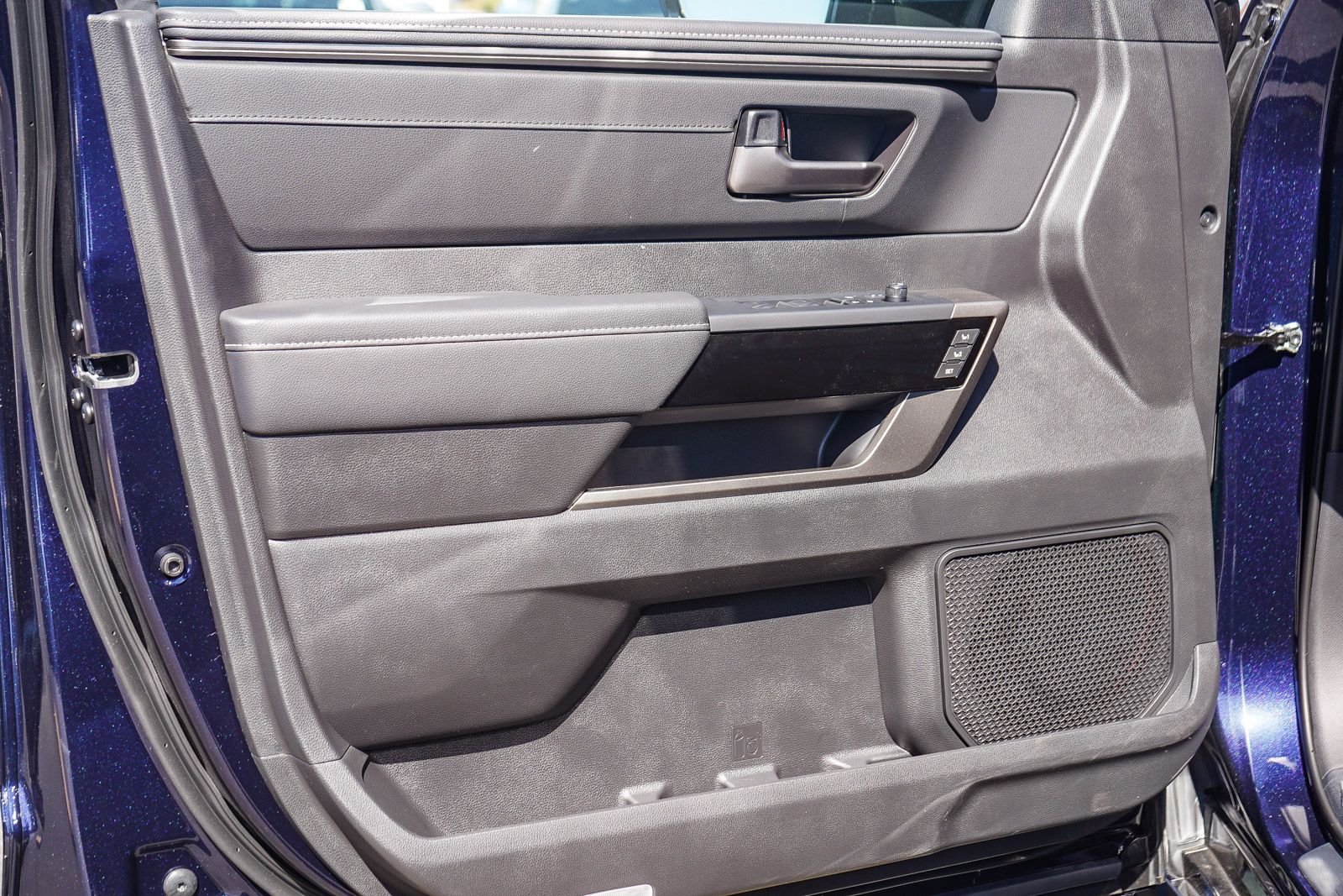 2026 Toyota Tundra Limited - Photo 20