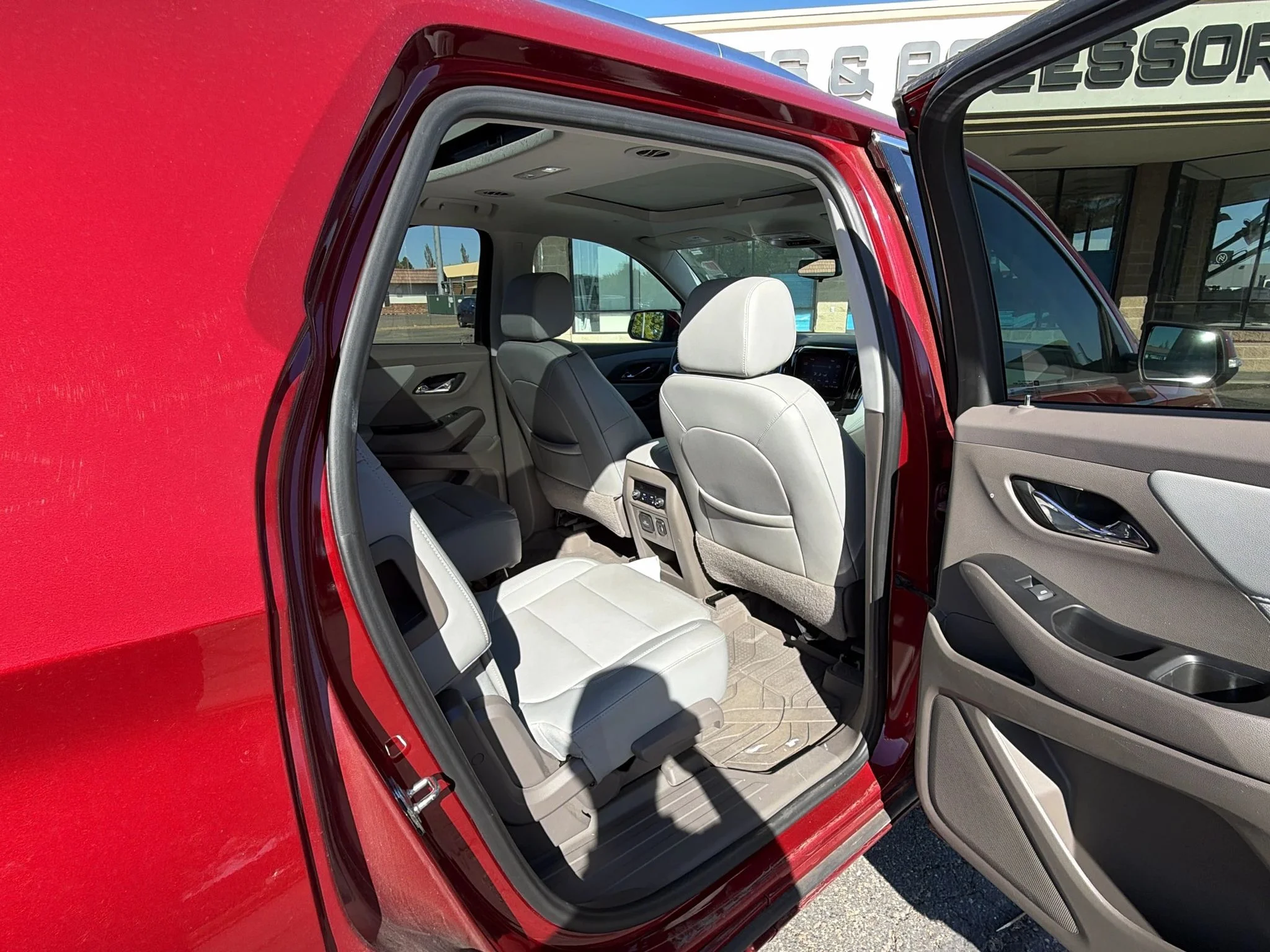 Used 2021 Cajun Red Tintcoat Chevrolet Premier image 33