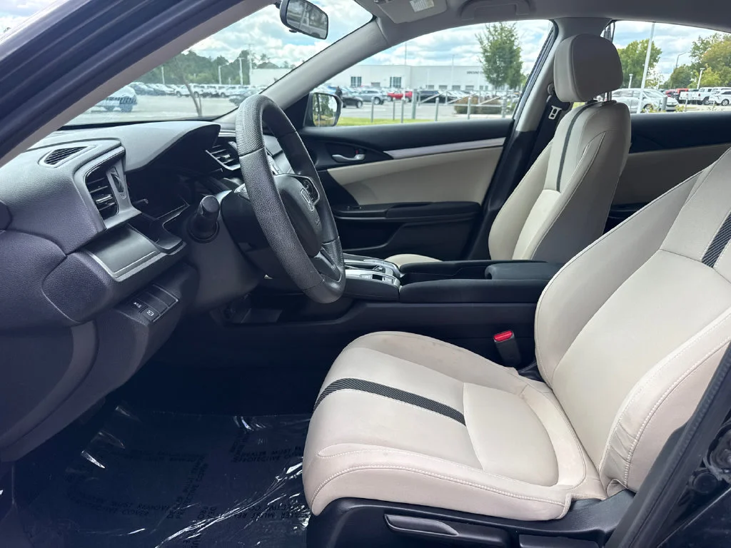 Certified Used 2018 Crystal Black Pearl Honda LX image 13