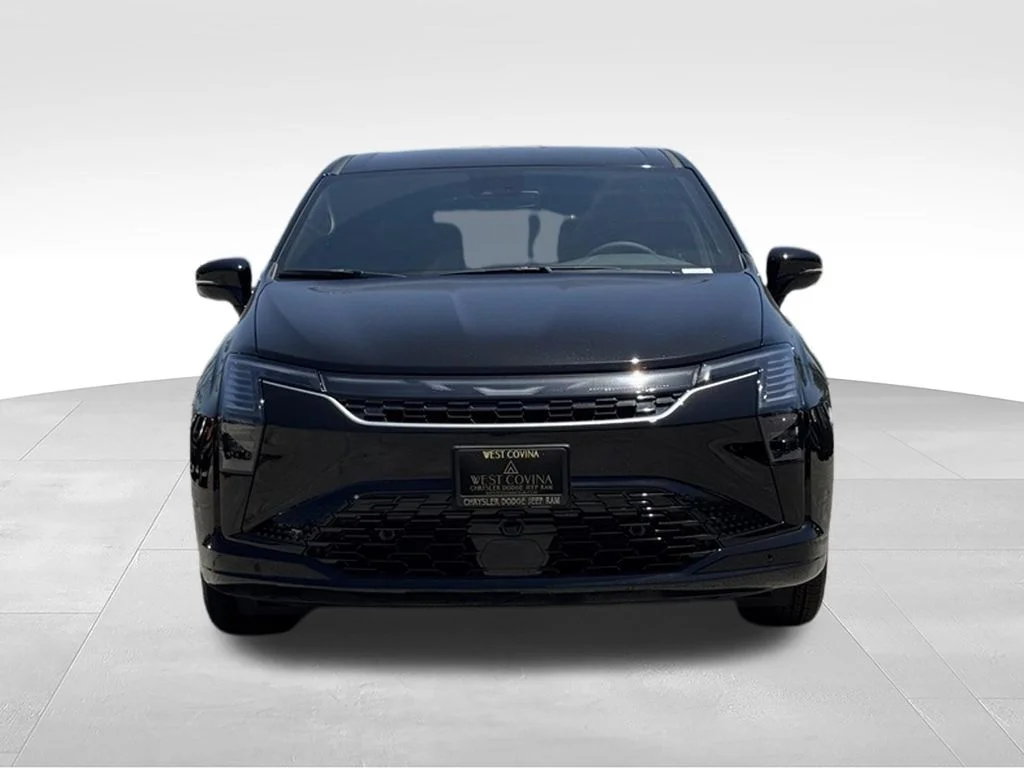 New 2027 Diamond Black Crystal Pearl-Coat Exterior Paint Chrysler Select image 3