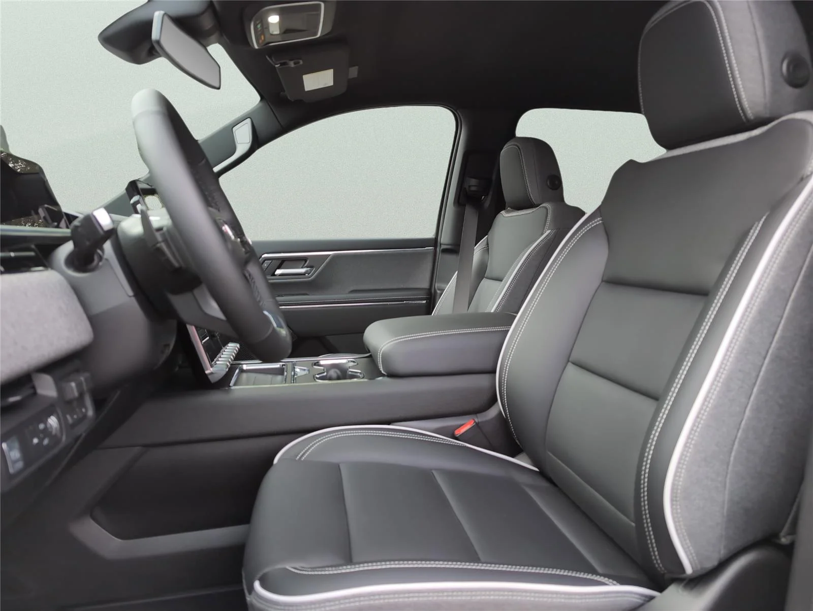 New 2026 Summit White GMC Elevation Standard Range image 24
