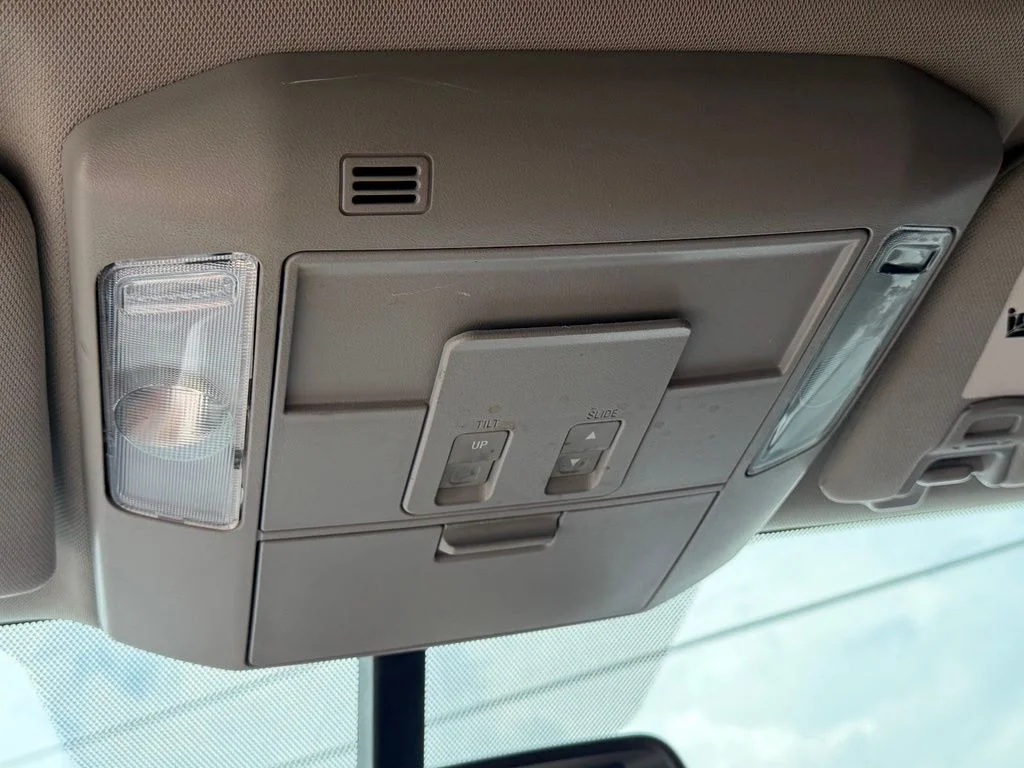 Used 2014 White Toyota 1794 image 28