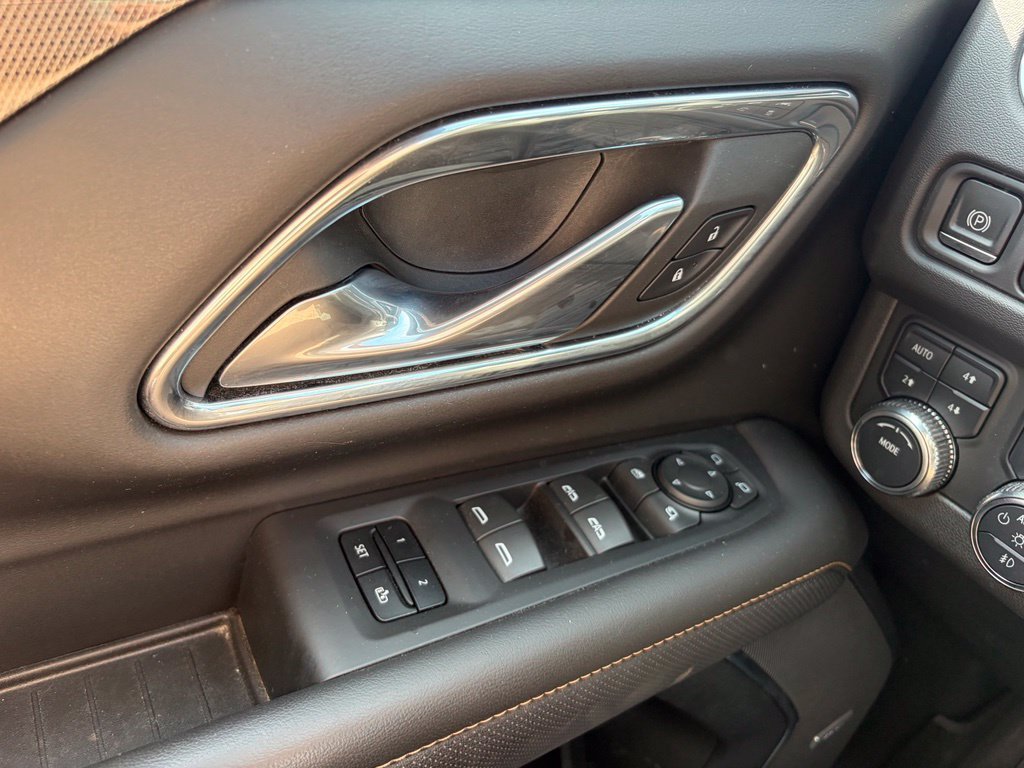 2023 GMC Yukon XL AT4 - Photo 17