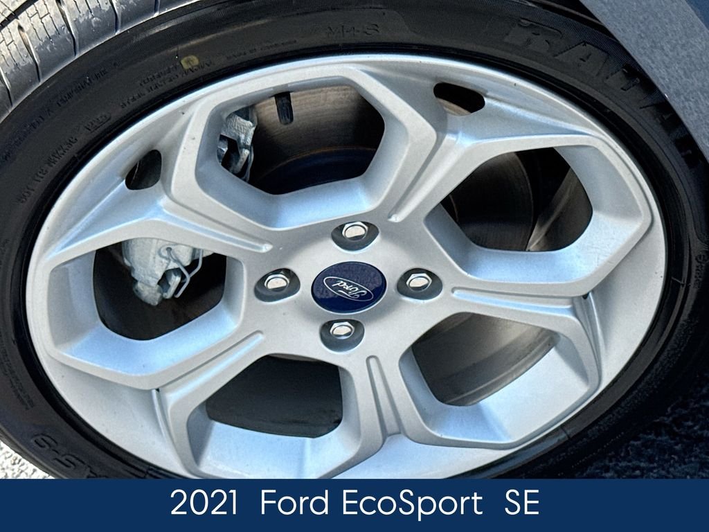 Used 2021 Blue Ford SE image 13