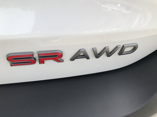 Used 2025 Aspen White Tricoat Nissan SR image 9