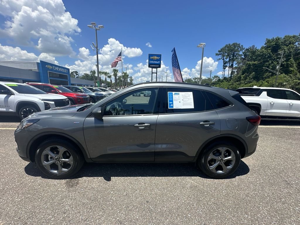 Used 2025 Gray Ford ST-Line image 13