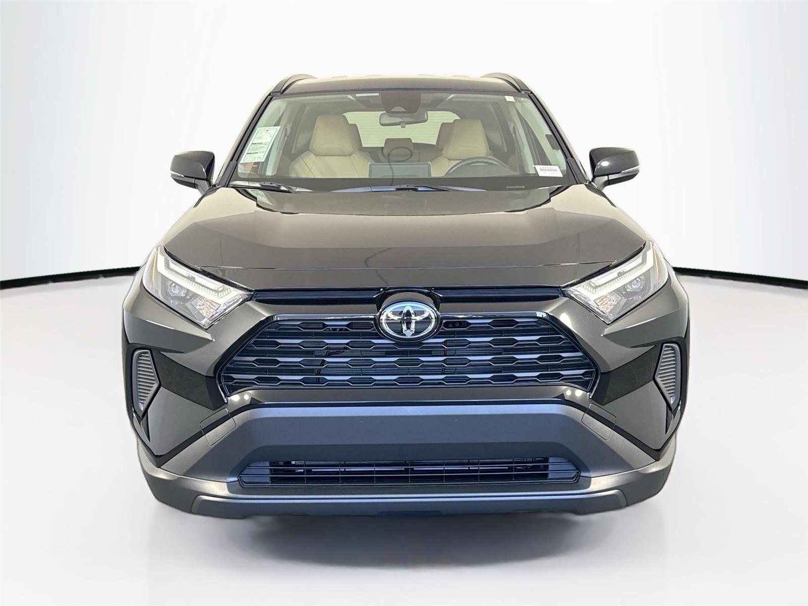 2025 Toyota RAV4 Hybrid LE photo 3