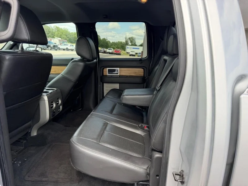 Used 2011 Ingot Silver Metallic Ford Lariat image 9