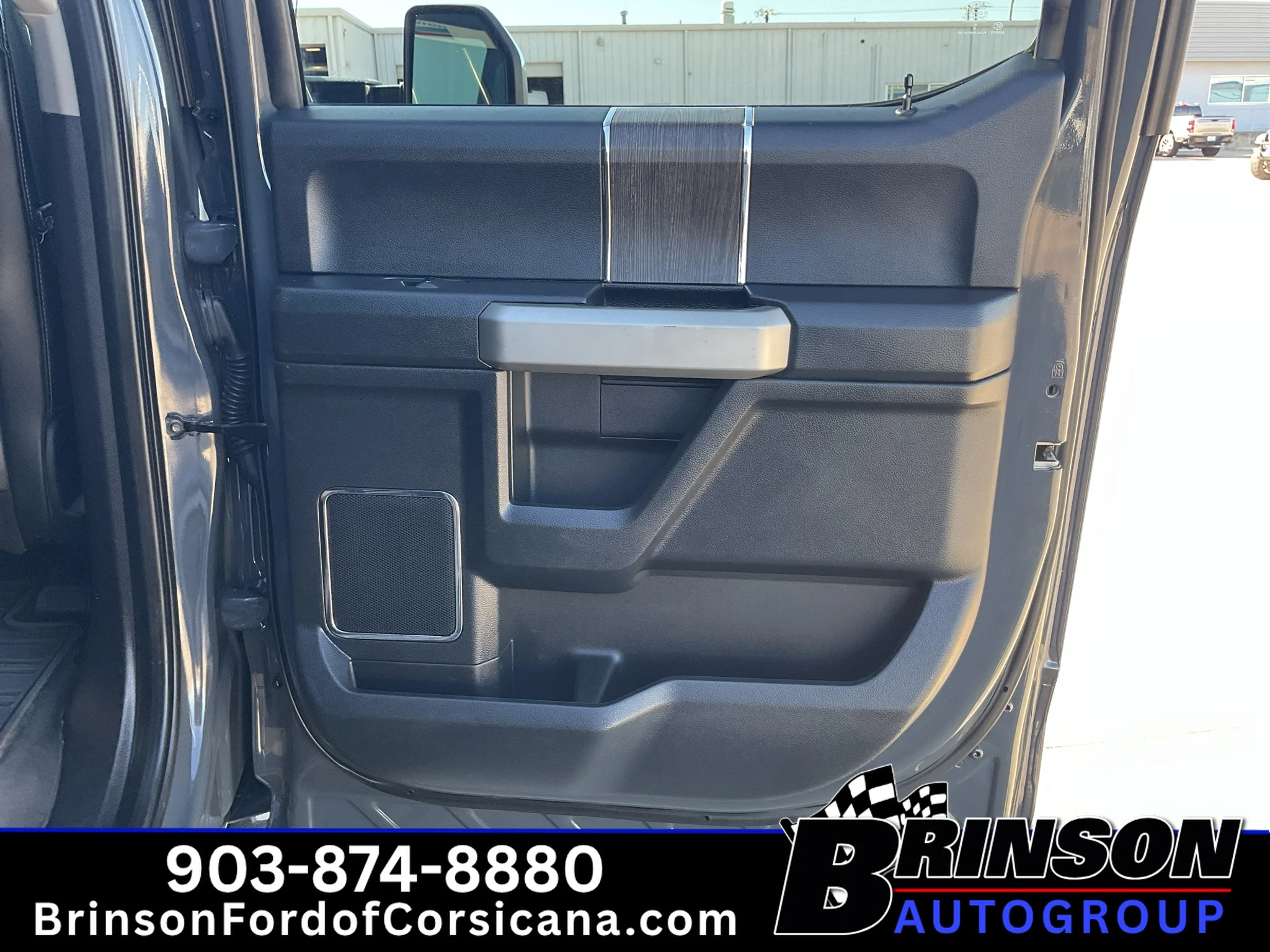 Used 2021 Lithium Gray Metallic Ford LARIAT image 19
