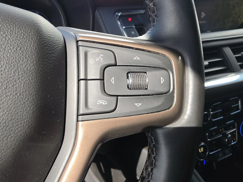 Used 2023 Summit White Chevrolet High Country image 24