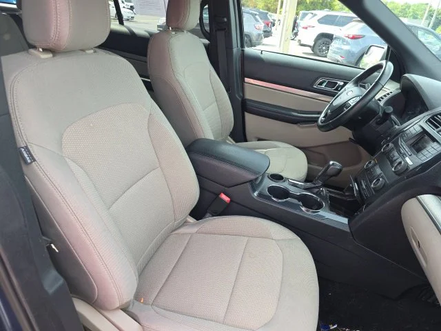 Used 2018 Blue Ford XLT image 14
