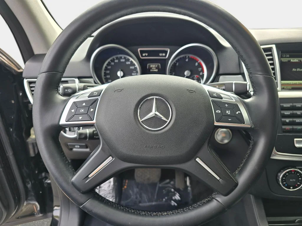 Used 2015  Mercedes-Benz ML 250 image 19