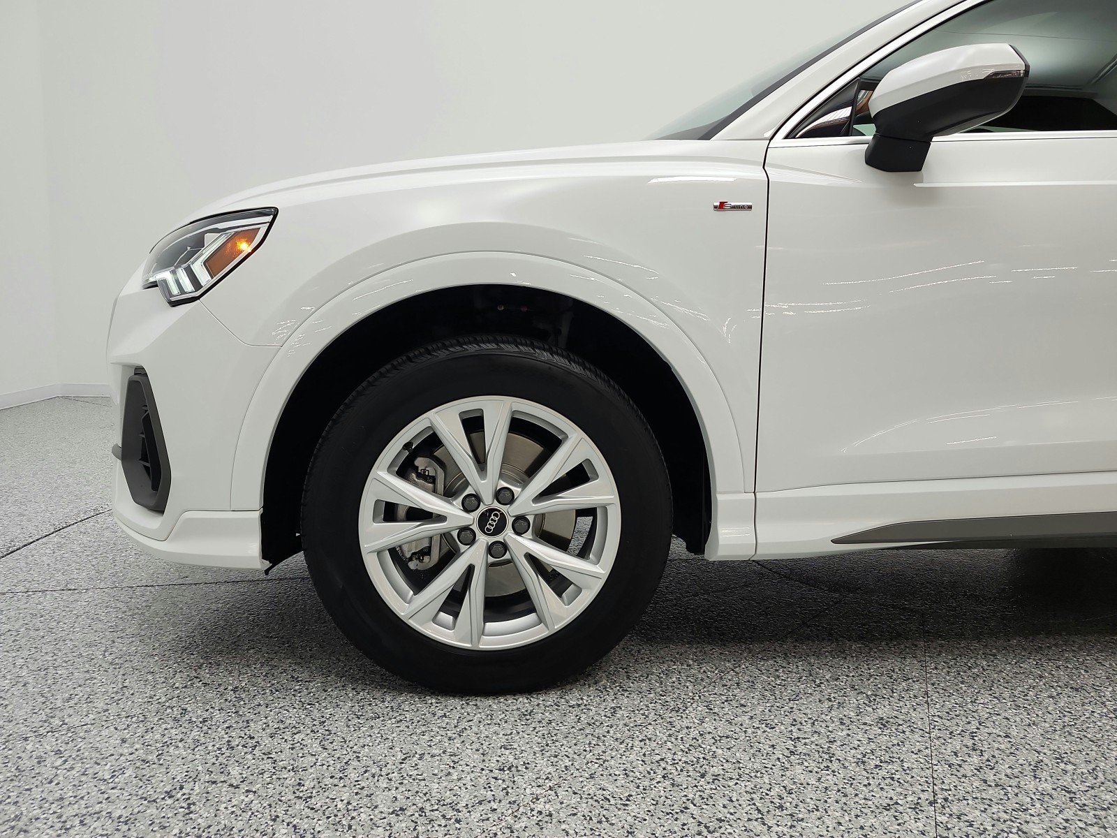 Used 2025 Arkona White Audi S line Premium 45 TFSI quattro image 30
